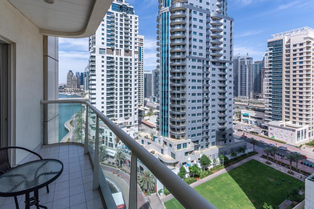 Lux Spectacular Dubai Marina View Apartment Exterior photo