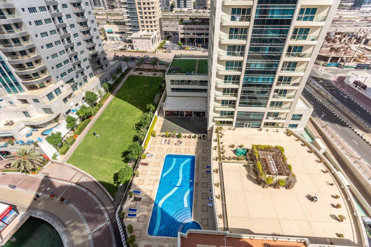 Lux Spectacular Dubai Marina View Apartment Exterior photo